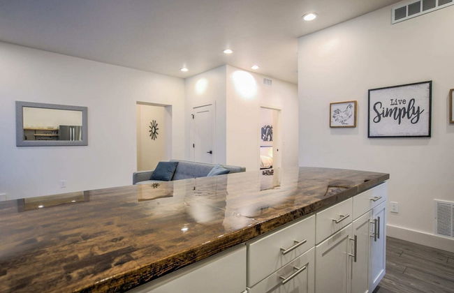 6bd3.5ba🌟downtown Modern Luxury W/hot Tub🌟 - Foto 2