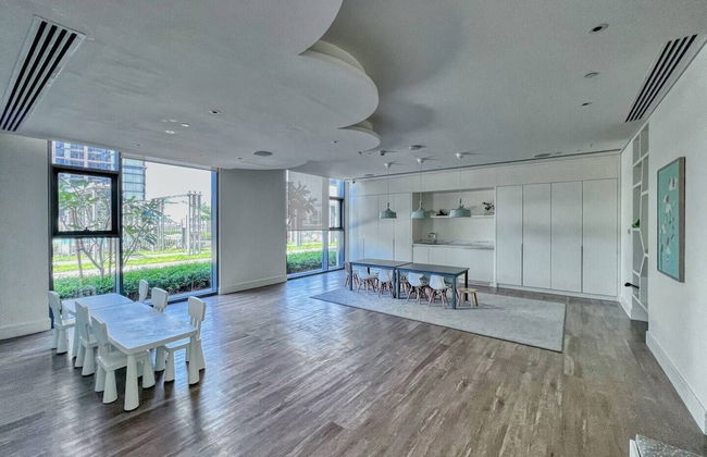 Bright 2BR in top Creek Rise Tower - Foto 37