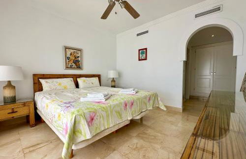 Sinfonia Del Mar Apartment also LONG TERM RENTALS - Photo 19