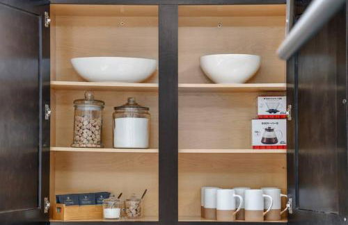 Lumber Barons Detroit Brush Park Penthouse 3BR 2 Kings 1 Queen 2 Baths 1 Car Garage - Photo 29