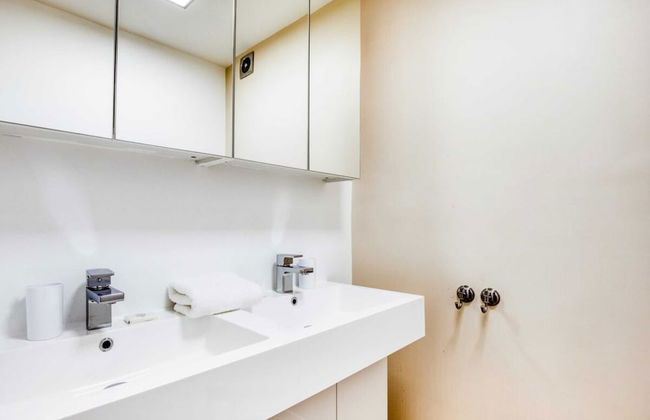 Homely 4 Bedroom House in Brixton - Foto 33