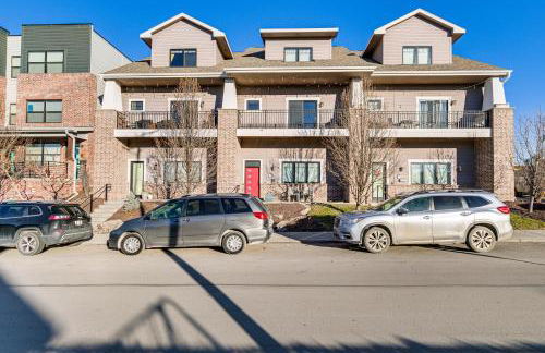 Stylish Omaha Home with Balcony - 2 Mi to Downtown! - Foto 3