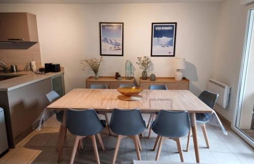 Luchon superbe appartement 8 places 80m2 vue montagne 180 - Foto 8