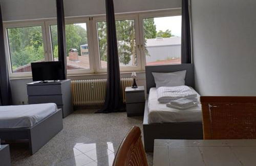 BoLA Ferienwohnung 2 Hamburg-Wandsbek 3 Betten, Küche, Bad - Foto 4