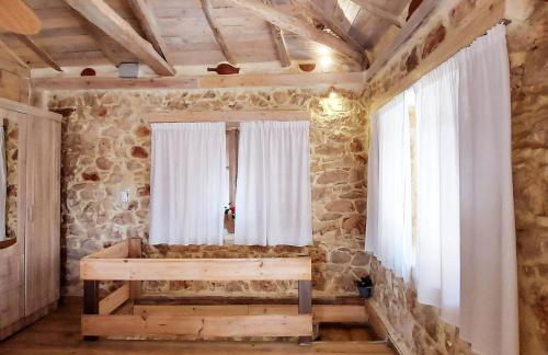 Agios Ioannis Stone Cottage with Private Heated Pool & Hydro-massage - Foto 37