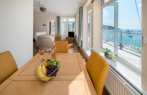 The Penthouse - Photo 8