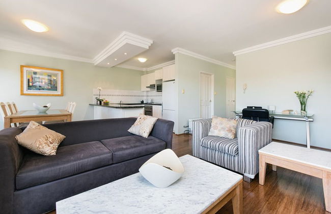 Sydney Inner City Sanctuary - Photo 9