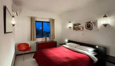 Casa Julio-Rooftop Terrace & Pool 5 Min to Beach - Foto 2