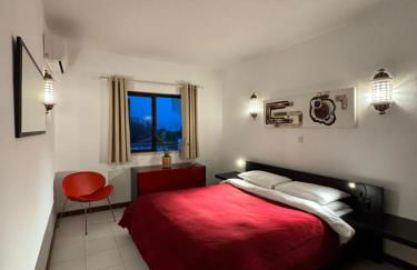 Casa Julio-Rooftop Terrace & Pool 5 Min to Beach - Foto 1