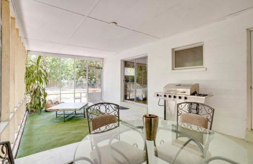 Charming Mid-Century House - Just Steps to Lake! - Foto 21