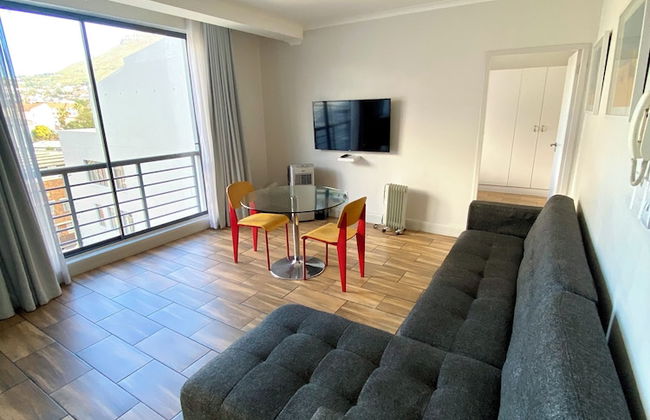 Urban Oasis at The Square - Photo 63