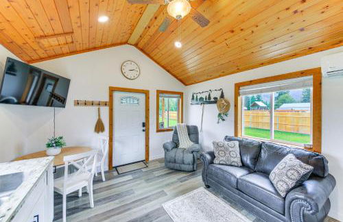 Peaceful Bonners Ferry Cabin with Deck and Mtn Views! - Foto 1