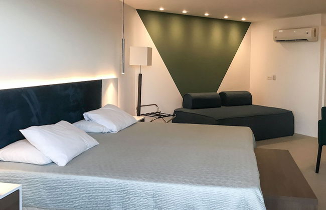 HY Beach Flats - International - Photo 30