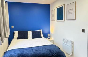 Two Bedroom Flat by Brookland Stays Serviced Accommodation Short Lets Leeds with Free WiFi - Foto 6
