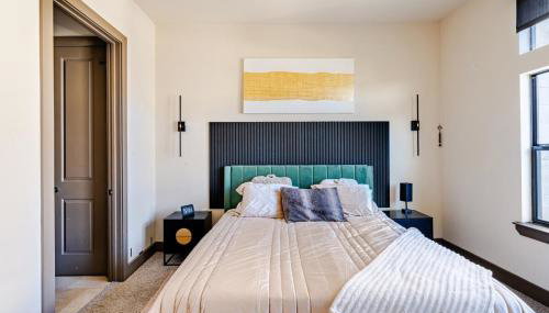 Galleria King Luxury Suite - Walk to Mall - Pool View - Foto 5