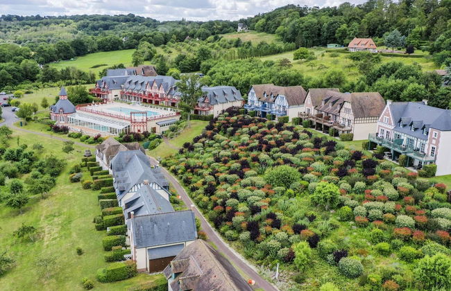 Apartment in Residence & Spa With Common Pool and Sauna, Houlgate - Photo 36