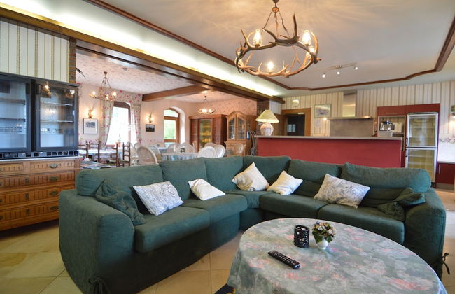 Former Hotel with Swimming Pool, Hot Tub, Sauna for Family Groups - Foto 17