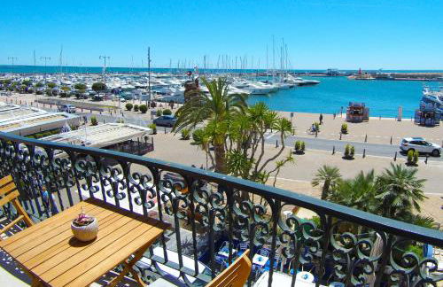 La Torre Oceanside - Photo 1