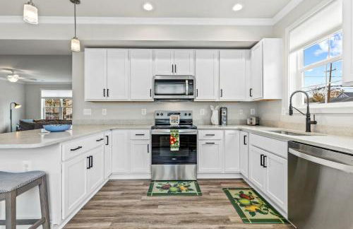 Golden Anchor Retreat Lux Living! - Foto 17