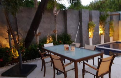 Casa alto padrão na Ferradura em condomínio com piscina privativa - Foto 32