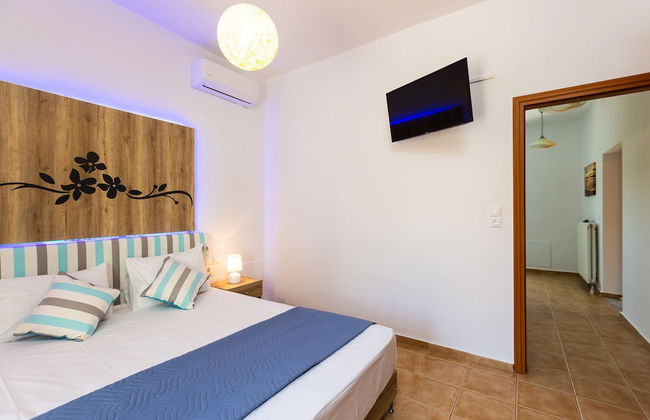 Elia Villa - Foto 10