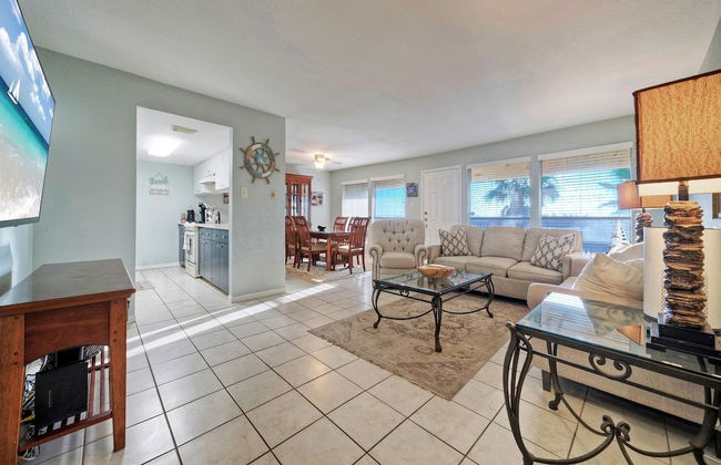 Compass 17 by Avantstay Minutes to the Beach Community Pool - Foto 6