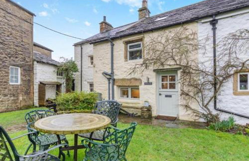 Westside Cottage, Newby Hamlet, Clapham, Yorkshire Dales National Park, Famous Three Peaks, Near The Lake District, Pets Are Welcome, Direct Parking in front of the Cottage & Guest Parking - Foto 4