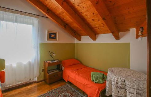 Awesome Apartment In Borgo Valsugana - Photo 13