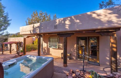 Red Rock Retreat with Hot Tub & New Pool Coming late March - Foto 21