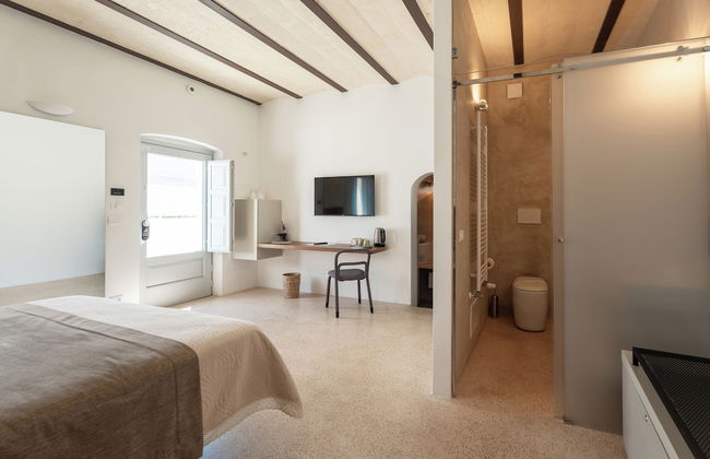 Donna Domenica Boutique Suites - Photo 7