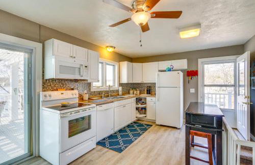 Home on Lake of the Ozarks with Private Swim Dock! - Foto 5