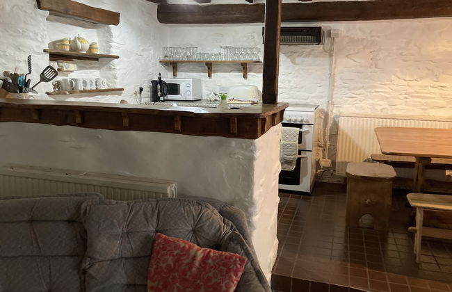 Relax in Mountain View Cottage at Cwmiar Farm - Photo 7