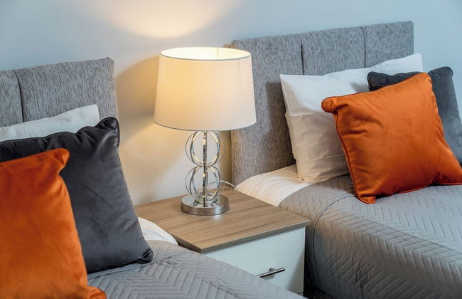 Modern 1-bedroom in Crawley With Free Parking - Foto 4