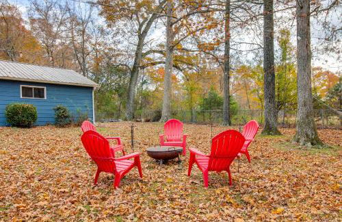 2 Mi to Tims Ford Lake! Cozy Cottage with Fireplace - Foto 20
