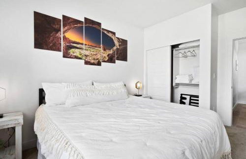 Bee Chic in SoJo w/hot tub+gym+local ski slopes - Foto 9