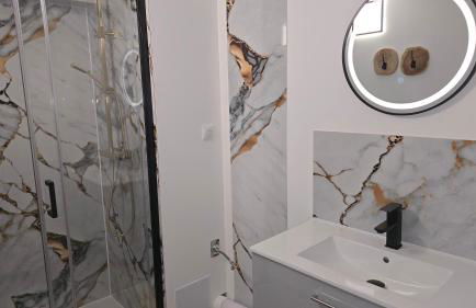 Havre de Paix - Maisonnette Charmante avec Extérieur Privé - Foto 15