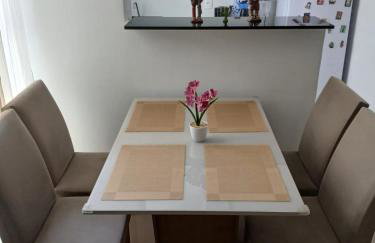 FLAT ACONCHEGANTE poucos min da praia - Foto 30