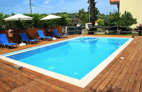 Villa Dimitra Nikiana - Photo 22