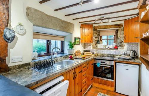 Westside Cottage, Newby Hamlet, Clapham, Yorkshire Dales National Park, Famous Three Peaks, Near The Lake District, Pets Are Welcome, Direct Parking in front of the Cottage & Guest Parking - Foto 26