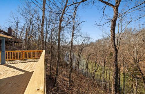 Little blue house on the lake - Photo 21