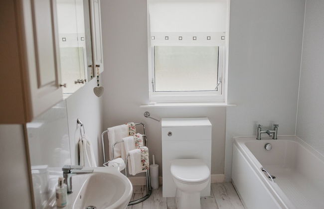 Remarkable 3-bed House in Isle of Lewis - Photo 14