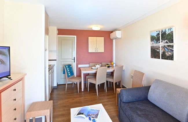 Le Village (E1 309) - Photo 7