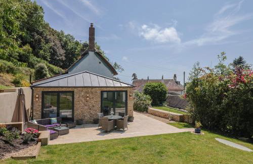 Upper Cottage - Photo 48