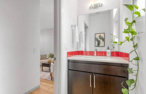 Modern Ballard Townhome with Rooftop Views - Foto 15