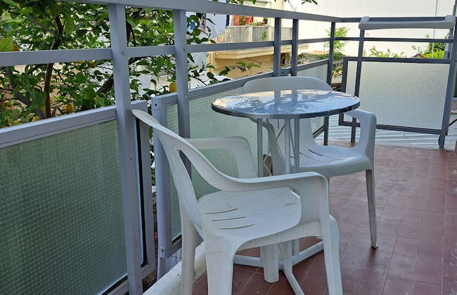 Bristol Hotel & Apartments - Photo 13