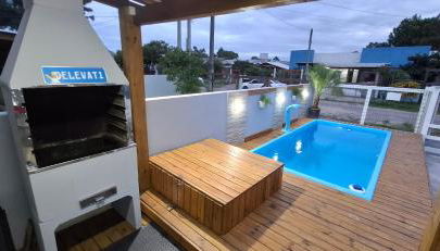 Casa aconchegante com piscina em Nova Tramandai, até 6 hospédes, não aceitamos pets - Foto 2