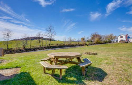 Hike and Explore Scenic Timberville Ranch Retreat! - Foto 3