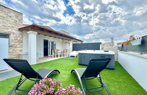 Villa with Jacuzzi - Joy Collection - Foto 24