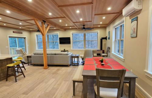 Powder Run - Modern 3BR Basecamp with Hot Tub, AC, EV Charger & Flat Parking - Foto 24