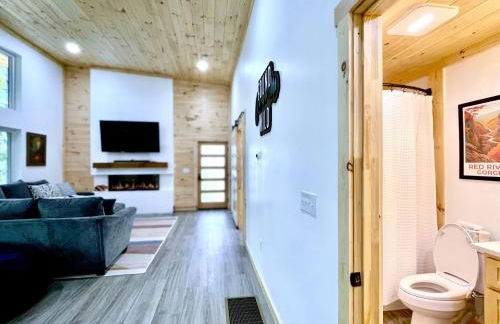 Modern Gem w/Spacious Deck, Swinging bed, Hot Tub - Foto 43